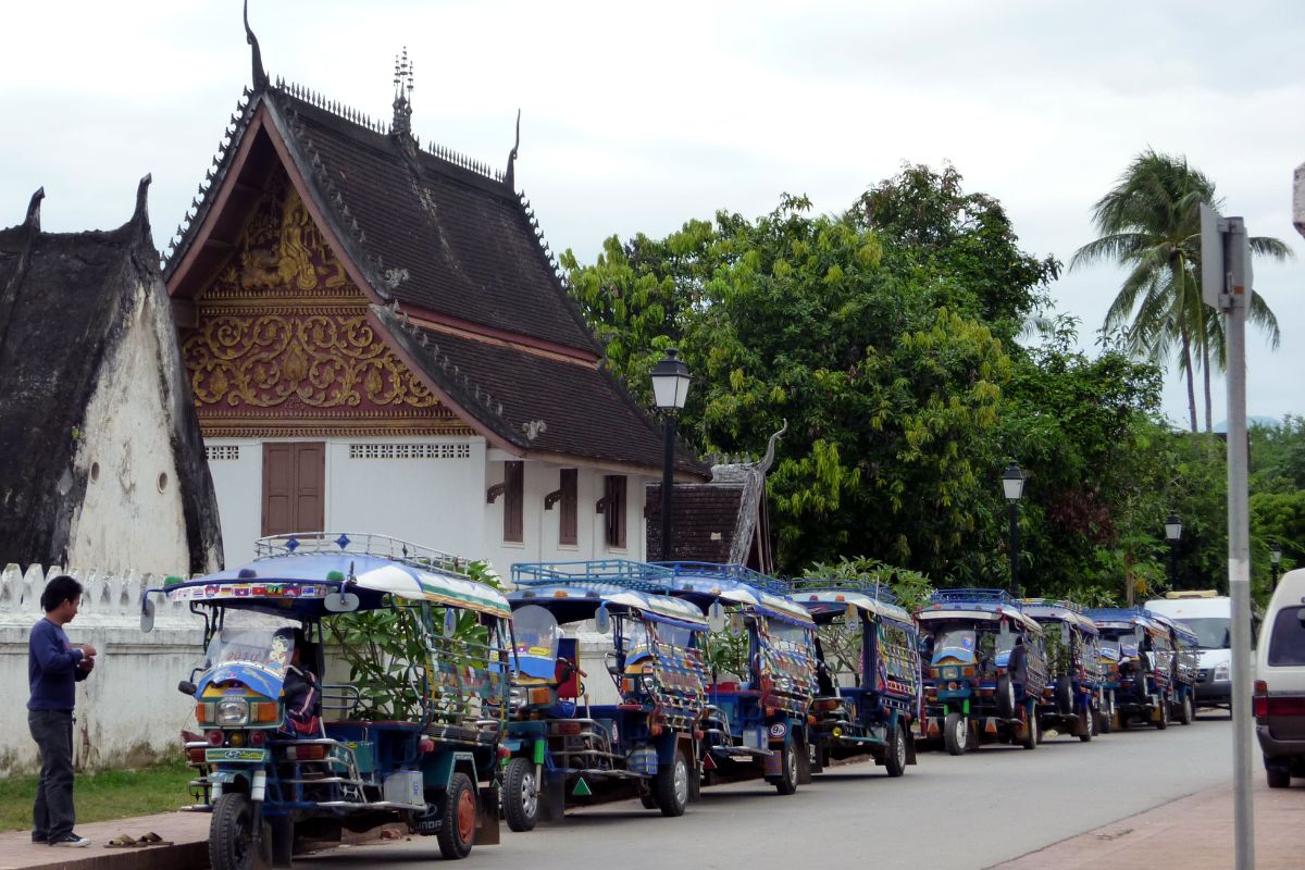 Discover the Charm of Laos: A Guide to Transportation